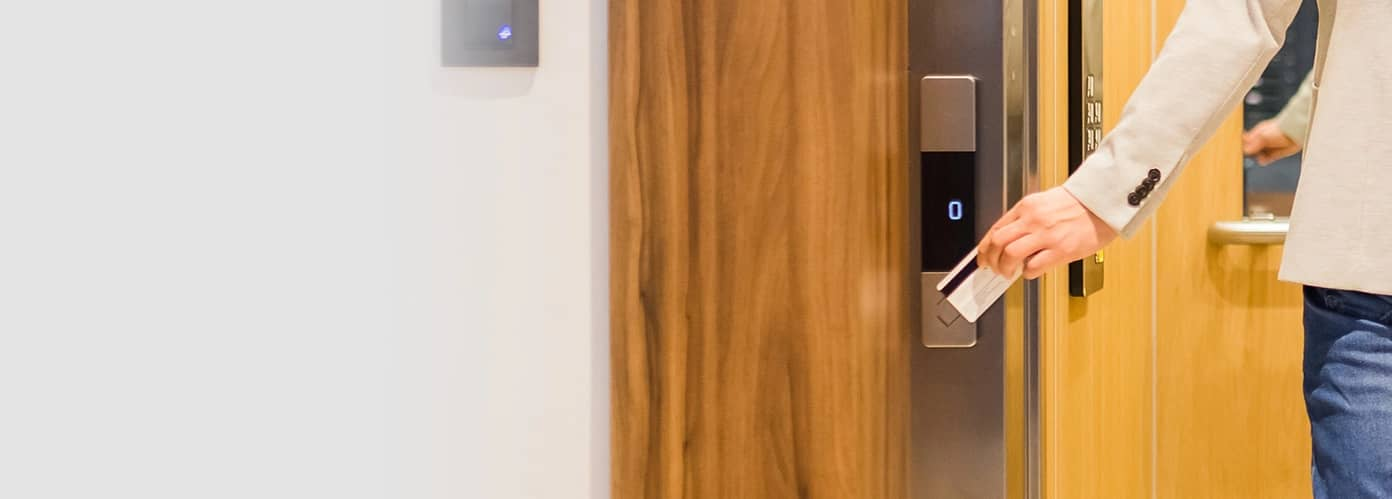 RFID para uma segurança e manutenção mais inteligentes de elevadores.