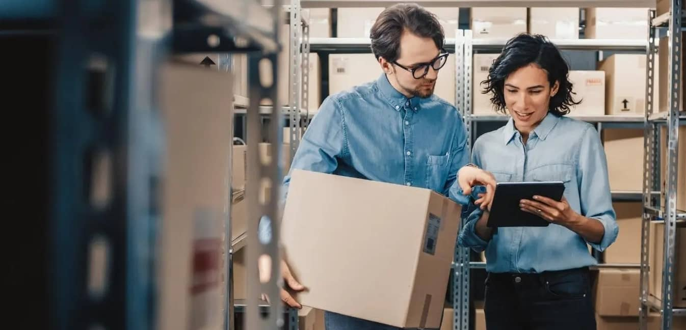 Aprimorando a eficiência da gestão de ativos em escritórios inteligentes: a aplicação e os benefícios da tecnologia RFID.