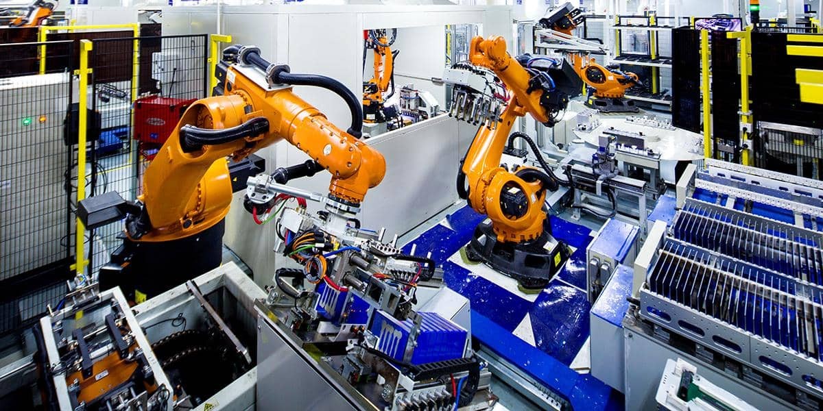 Aprimorando baterias inteligentes com RFID: otimizando o armazenamento e o gerenciamento de energia.